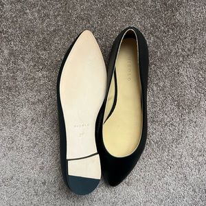Nisolo Classic Black Flats (never been worn)